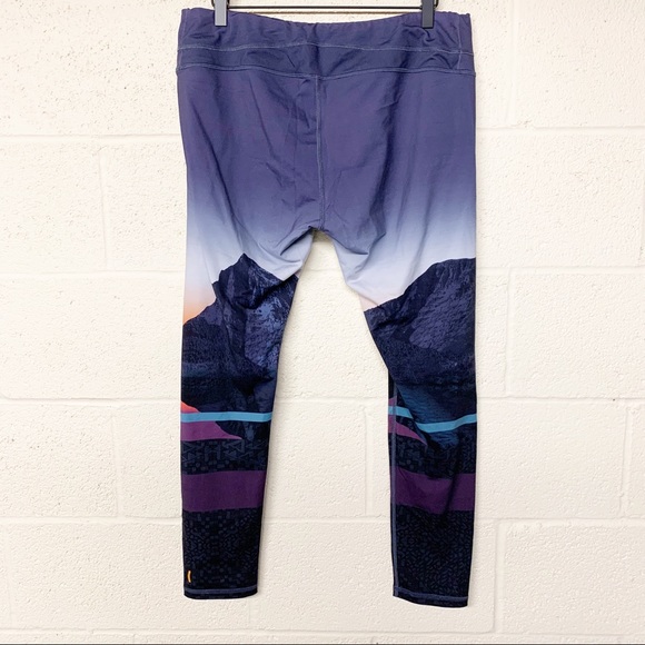 Sold Lucy powermax horizon studio hatha leggings - Picture 3 of 8